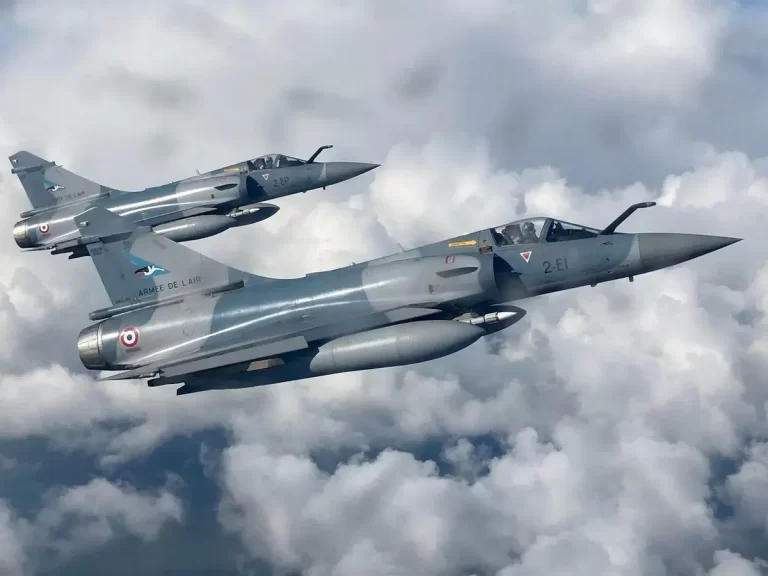 S-a stabilit. Nimic pentru industria de apărare. Banii împrumutați de România, folosiți pentru importuri de armament