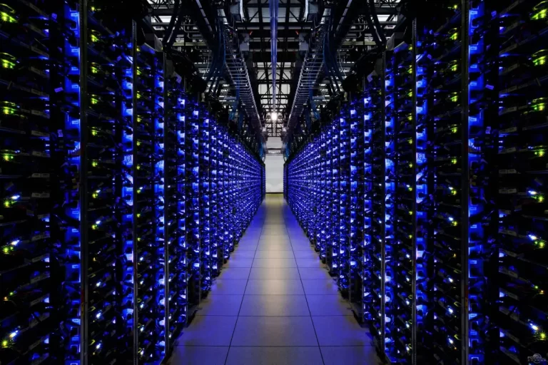 Centrele de date, o povară pentru sistemul energetic muribund al Europei. Congestiile de rețea, costuri de peste 4 miliarde euro