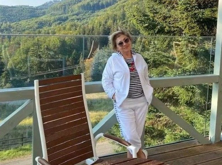 Patroana unui renumit hotel din Mamaia a murit fulgerător, în mașină, în drum spre Constanța