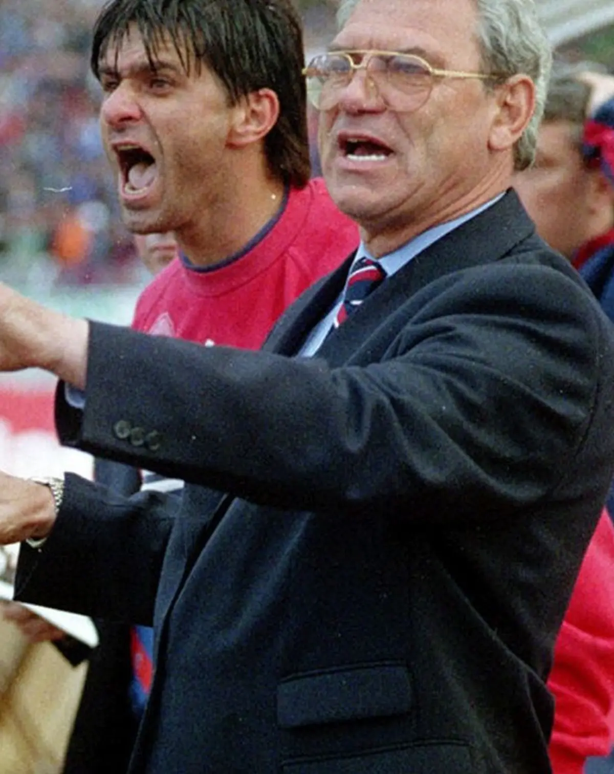 ienei lacatus - Ziarul National