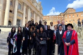 iuliaa - Ziarul National