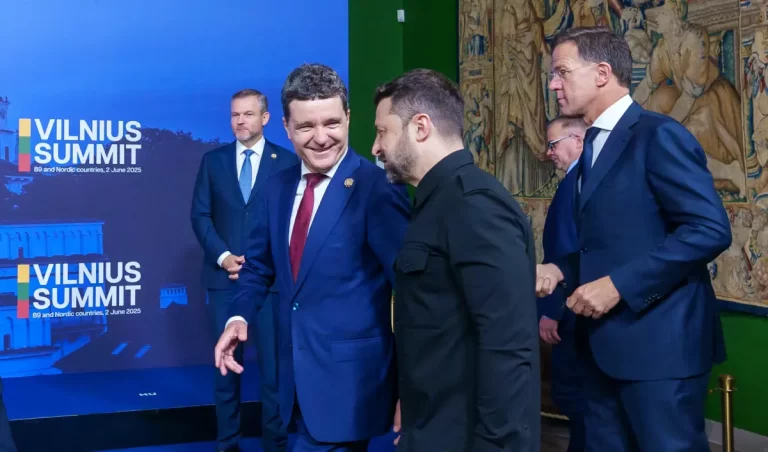 Epidemie de corupție în Ucraina/Miliardele românilor și oligarhii lui Zelenski