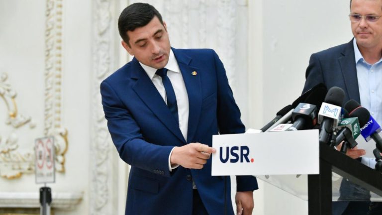 Furtună politică! Simion cere demisia lui Moșteanu: „Un ministru al Apărării cu studii mincinoase nu poate conduce Armata României!”