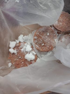 ANPC, controale la marile magazine din București! S-au găsit produse expirate și diferenţe între preţul de la raft şi cel de la casă/Cât au fost amenzile – FOTO - Ziarul National ANPC, controale la marile magazine din București! S-au găsit produse expirate și diferenţe între preţul de la raft şi cel de la casă/Cât au fost amenzile – FOTO - Ziarul National