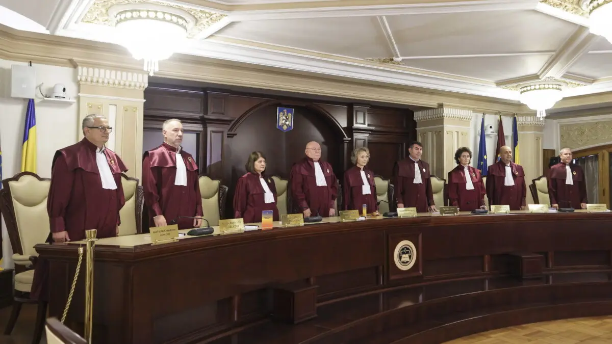 2025, Ce Comedie Românească! - Ziarul National 2025, Ce Comedie Românească! - Ziarul National