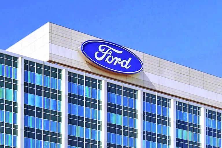 De ce Ford se retrage din sectorul mașinilor full electrice