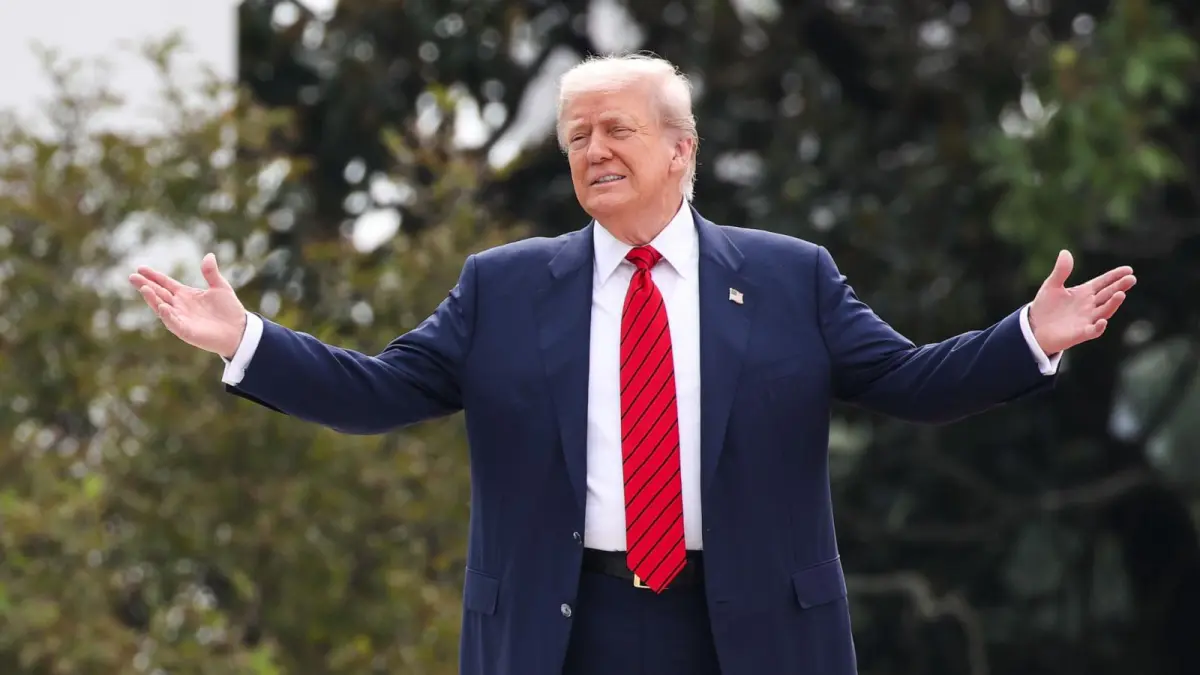 Trump însetat de auto-glorificare - Ziarul National