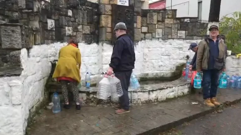 Situația rămâne critică în Prahova și Dâmbovița. Peste 100.000 de locuitori nu vor avea apă potabilă încă o săptămână