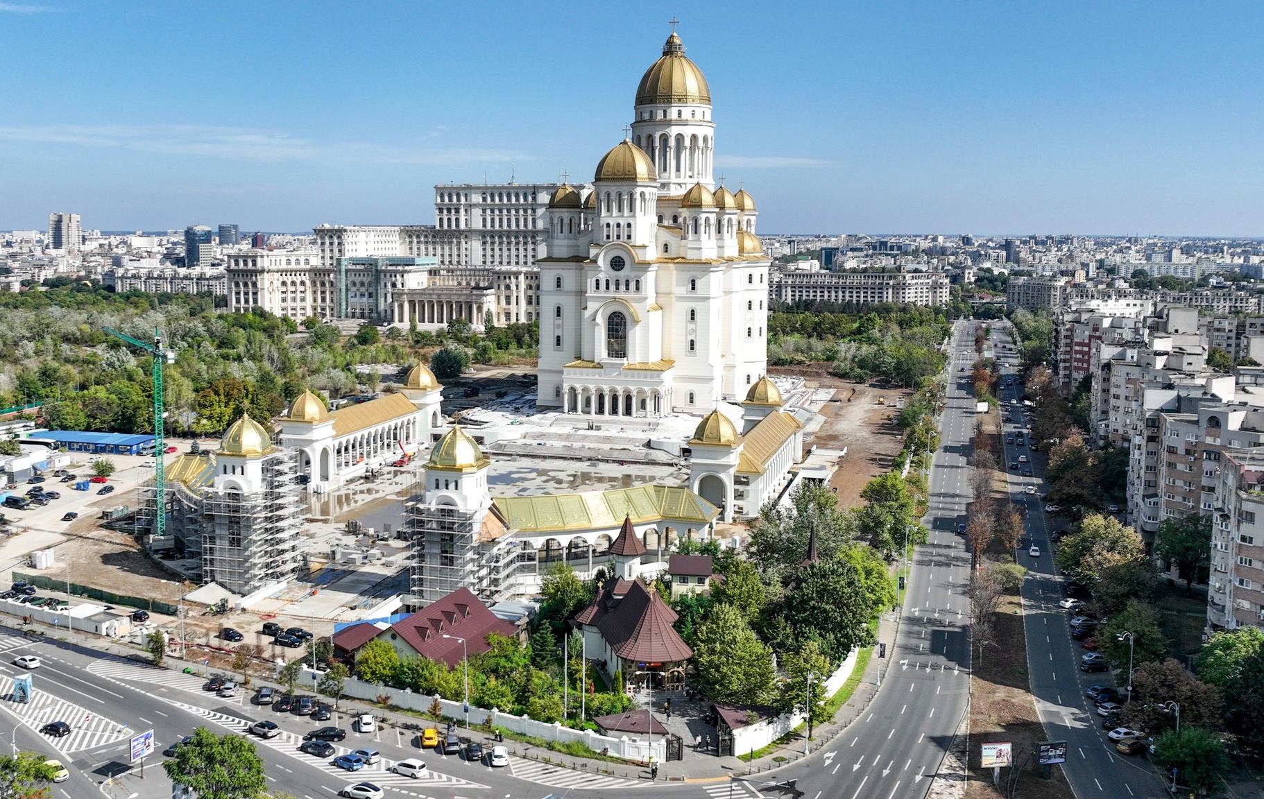 Catedrala Mântuirii Neamului se redeschide pentru credincioşi cu ocazia Sărbătorilor de iarnă. Patriarhia Română a anunţat şi programul - Ziarul National