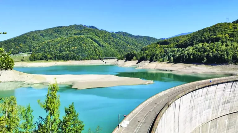 Odiseea incompetenței. La barajul Paltinu s-au greșit calculele