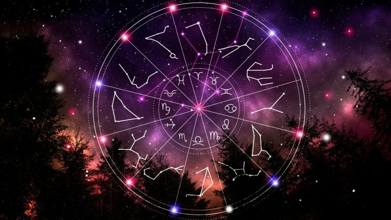 Horoscop 14 decembrie. Nativii sunt îndemnaţi să se împace cu adevăratele lor sentimente. Emoţia va domina în această perioadă