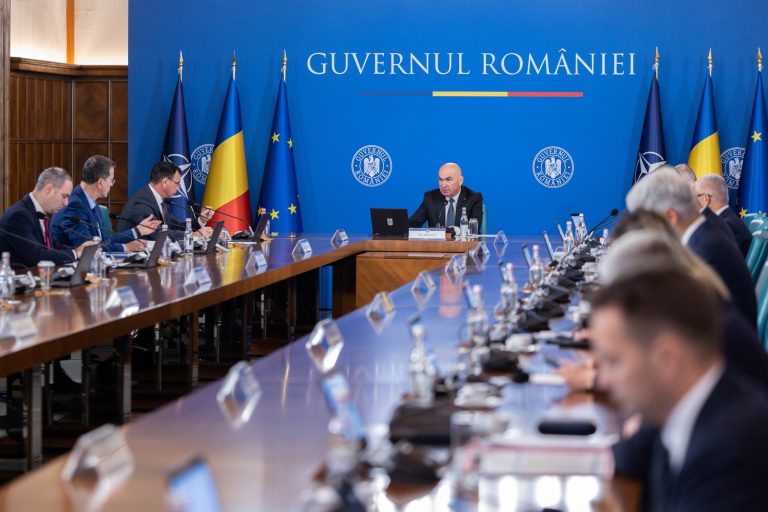 Ce prevede ”Ordonanța trenuleț” 2026. Guvernul pregătește noi măsuri fiscale de ”relansare economicǎ” pentru anul viitor
