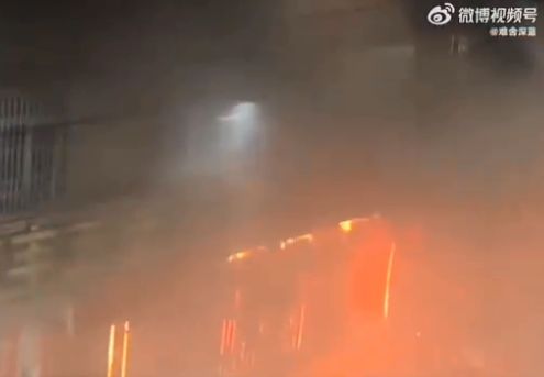VIDEO. Incendiu cu urmări devastatoare într-o clădire din China: 12 oameni au murit - Ziarul National