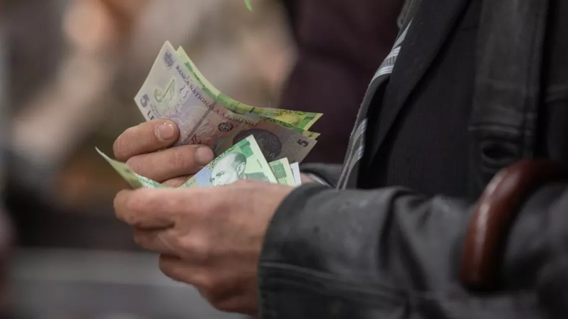 De necrezut, dar adevărat: pensionarii români se împrumută la CAR pentru masa de Crăciun! - Ziarul National