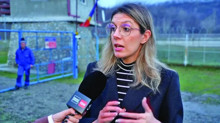 MINCIUNILE ies la suprafață. Ministerul Mediului REPARĂ ABIA ACUM rezerva de apă din zona Paltinu