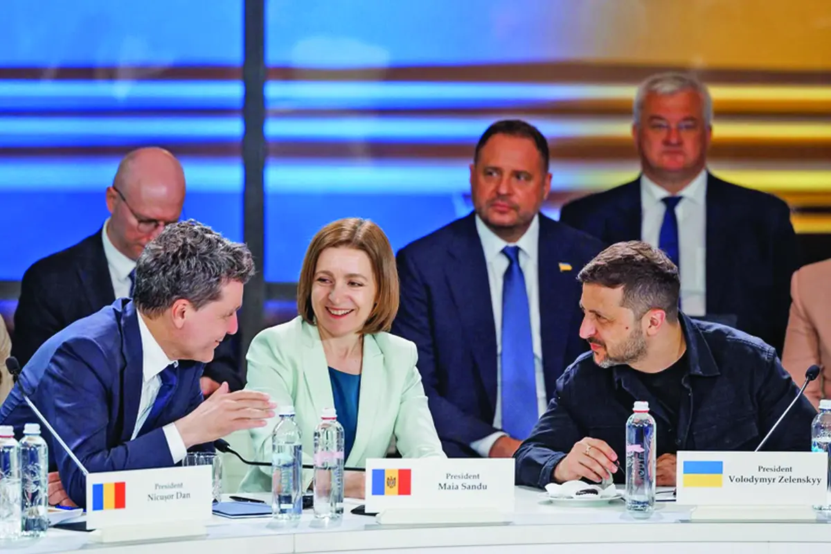 România s-a țepuit singură. Armamentul cumpărat din banii împrumutați merge în Ucraina - Ziarul National