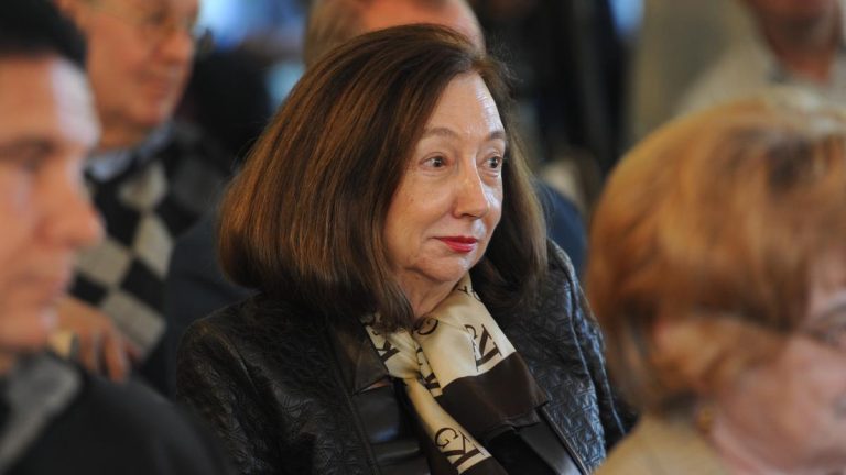 Răsturnare de situaţie: procurorii au deschis un dosar de moarte suspectă în cazul Rodicăi Stănoiu! Iubitul cu 50 de ani mai tânăr a intrat în atenţia anchetatorilor