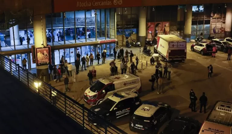 Experții în energie nu reușesc să afle cauza blackout-ului din Spania. Fotovoltaicele și eolienele au dispărut, subit, din rețea