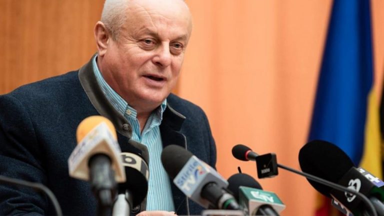 Fostul șef Romsilva, care s-a pensionat, obligat de Instanţă să dea o mică avere înapoi. Bonusul de “Adio!”, încasat necuvenit!