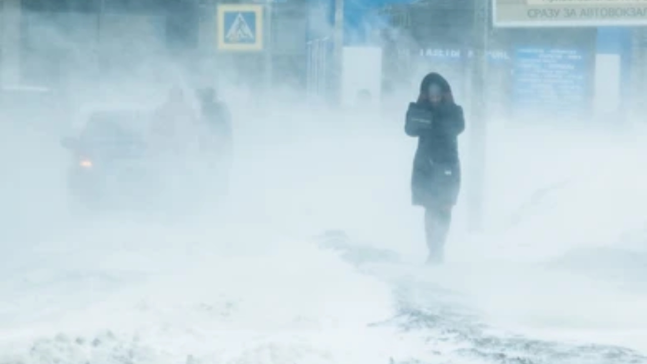 Vin ninsorile peste România. Meteorologii ANM anunță unde va fi zăpadă de Crăciun. Jumătate de țară, sub cod galben - Ziarul National