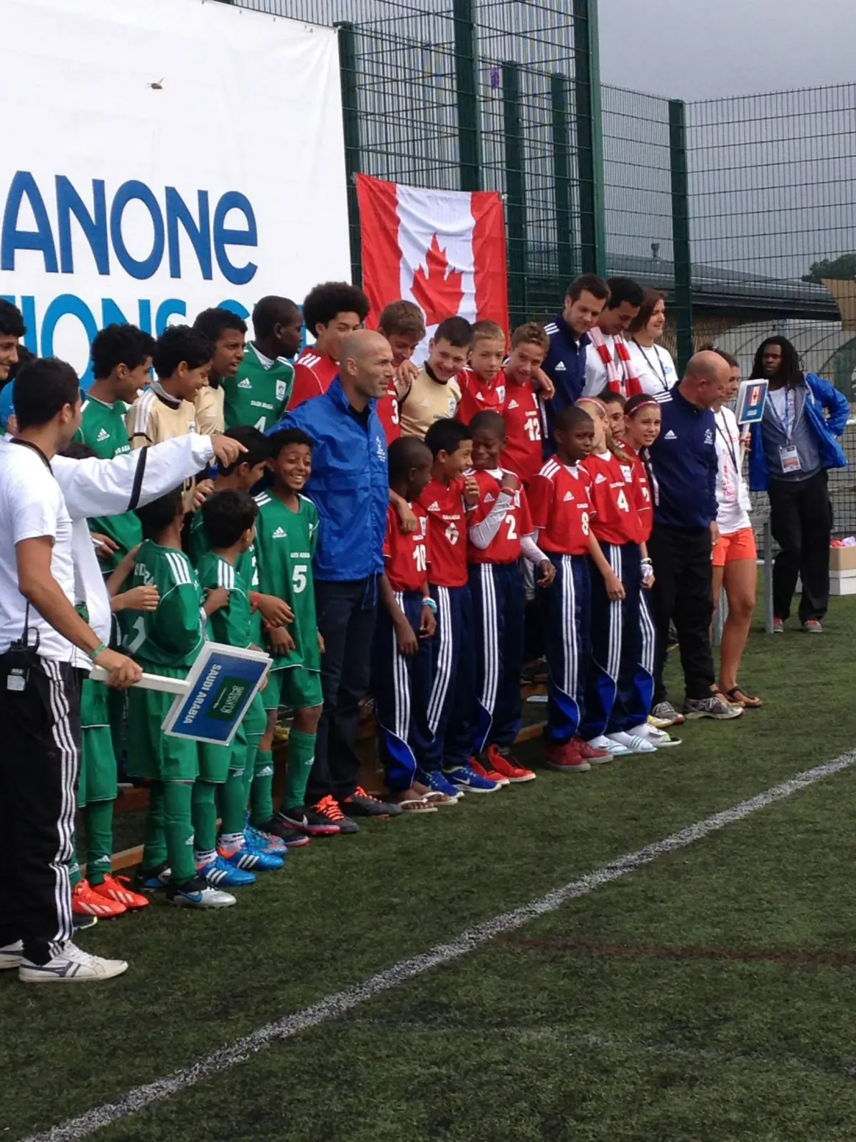 Noua forță a Franței, cu Zidane și Danone în spate?! - Ziarul National