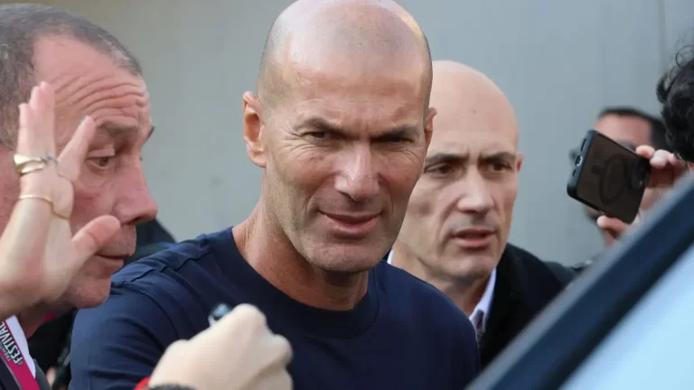 Noua forță a Franței, cu Zidane și Danone în spate?!