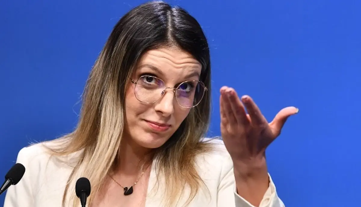 România, sechestrată de USR - Ziarul National