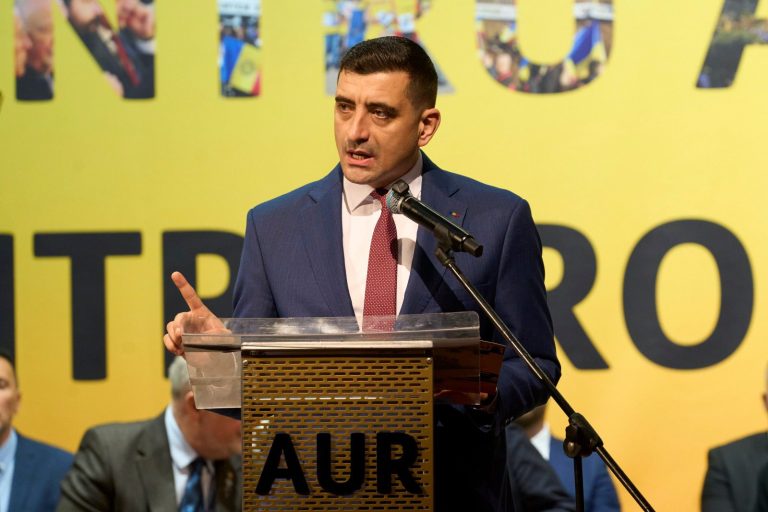 AUR vrea să atace în instanță hotărârile consiliilor locale prin care se majorează taxele pe proprietate și pe automobile: „Românii sunt împovărați ilegal”