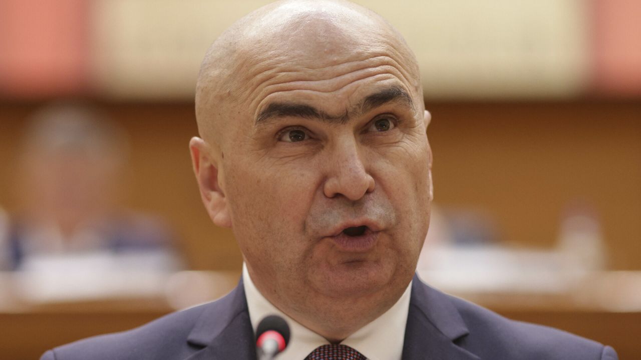 VIDEO Bolojan, liberal doar în discurs: Premierul care stoarce comunitățile și se preface că nu vede - Ziarul National