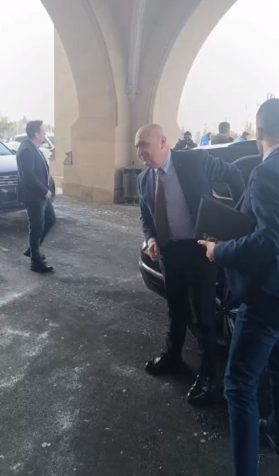 VIDEO. Premierul Bolojan, huiduit, vineri, la Iași. „Trădătorule!” - Ziarul National