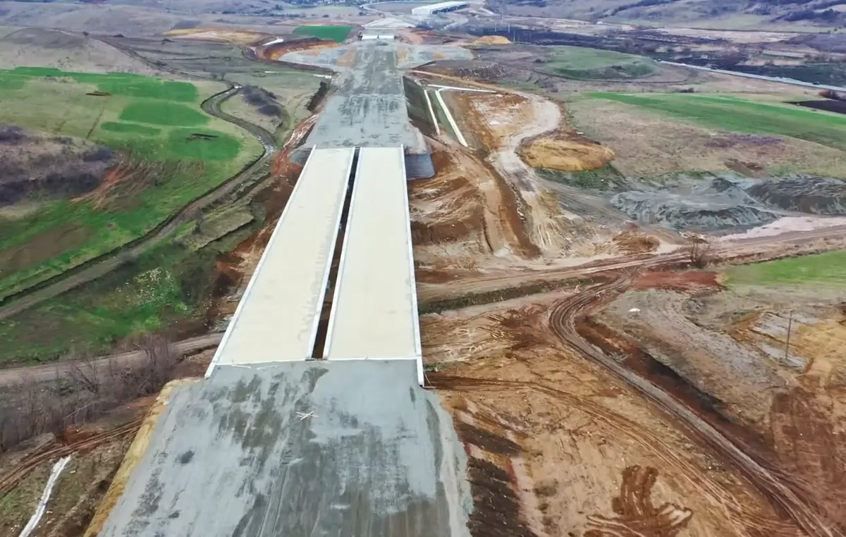 Dezastru total. Măsurile lui Bolojan au dus economia în cap - Ziarul National