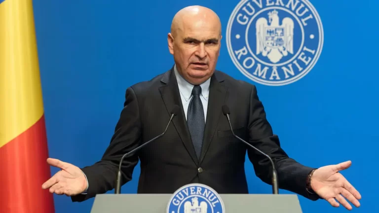 Bolojan smulge cu forța impozitele locale de la cei mai amărâți: persoanele cu dizabilități și cele fără venituri