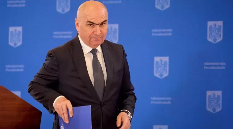 Bolojan le râde în nas românilor. Nu plătiți impozite locale, rămâneți fără serviciile asigurate de primării