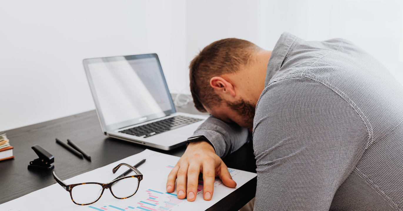 Pauza care nu mai odihnește: ce se întâmplă cu creierul atunci când nu mai știe să se oprească - Ziarul National